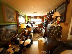 9346 Van Nuys Blvd 4, Panorama City (los Angeles) CA 91402