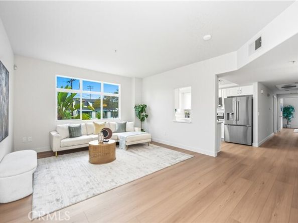 200 5 TH Street 101, Alhambra CA 91801