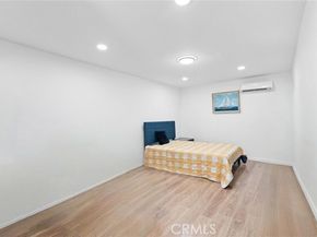 15219 Willard, Van Nuys (los Angeles) CA 91402