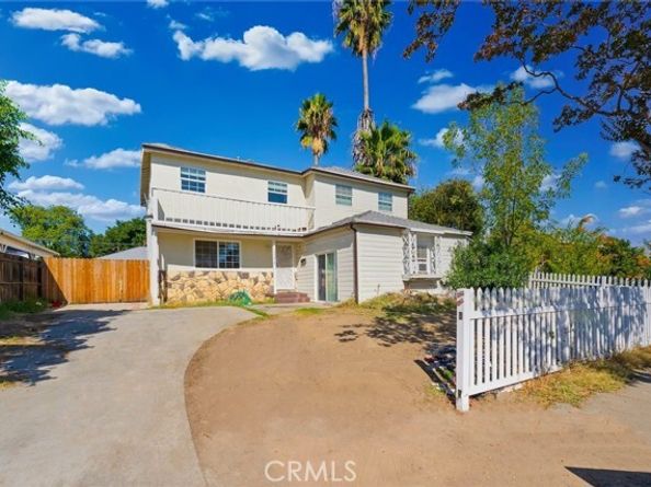 15219 Willard, Van Nuys (los Angeles) CA 91402