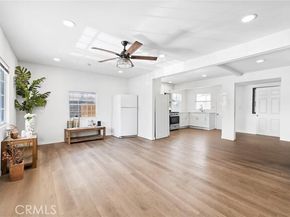 15219 Willard, Van Nuys (los Angeles) CA 91402