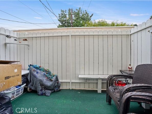 22855 Vanowen, West Hills (los Angeles) CA 91307