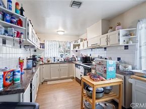 22855 Vanowen, West Hills (los Angeles) CA 91307