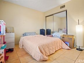 22855 Vanowen, West Hills (los Angeles) CA 91307