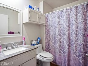 22855 Vanowen, West Hills (los Angeles) CA 91307