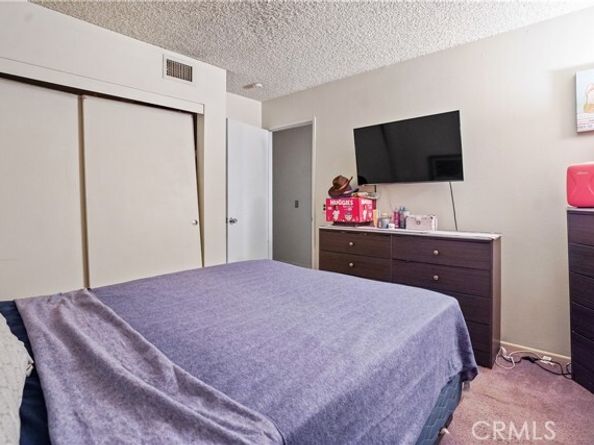 22855 Vanowen, West Hills (los Angeles) CA 91307