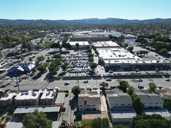 22855 Vanowen, West Hills (los Angeles) CA 91307