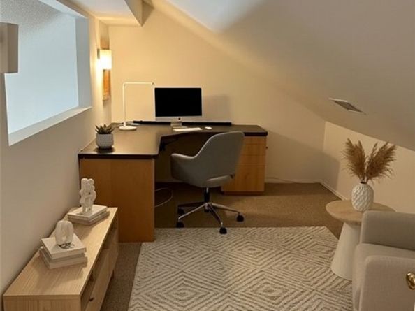 7101 Farralone Avenue 135, Canoga Park (los Angeles) CA 91303