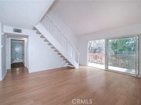 7101 Farralone Avenue 135, Canoga Park (los Angeles) CA 91303