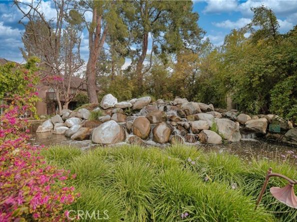 7101 Farralone Avenue 135, Canoga Park (los Angeles) CA 91303