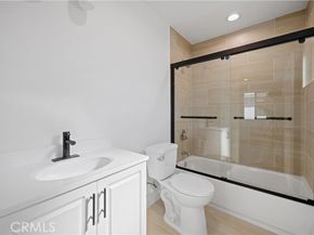 7445 Balcom Avenue, Reseda (los Angeles) CA 91335