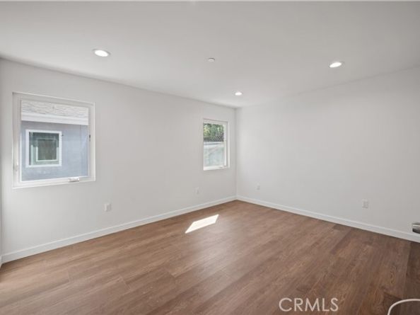 7445 Balcom Avenue, Reseda (los Angeles) CA 91335