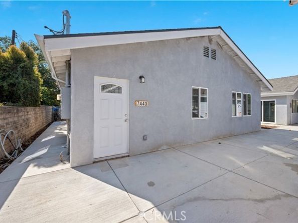 7445 Balcom Avenue, Reseda (los Angeles) CA 91335