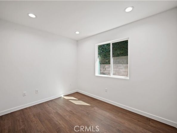 7445 Balcom Avenue, Reseda (los Angeles) CA 91335