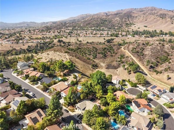 19317 Vista Grande Way, Porter Ranch (los Angeles) CA 91326
