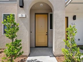 9423 N Sepulveda Blvd 1, North Hills (los Angeles) CA 91343