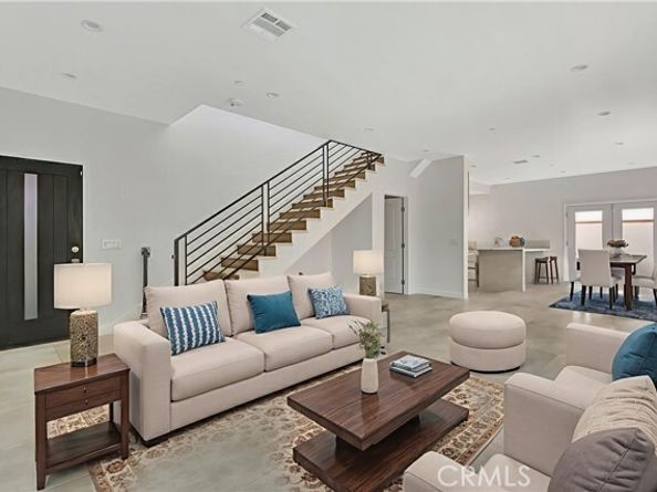 6943 Goodland Avenue, North Hollywood (los Angeles) CA 91605
