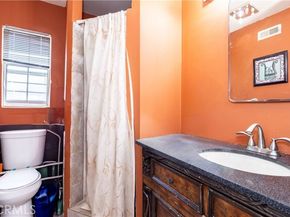 6402 Graves Avenue, Van Nuys (los Angeles) CA 91406