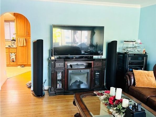 18958 Sherman Way 19, Reseda (los Angeles) CA 91335