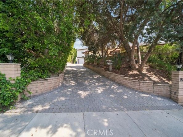 12218 Sarazen Place, Granada Hills (los Angeles) CA 91344