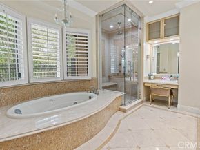 4555 Winnetka Avenue, Woodland Hills (los Angeles) CA 91364