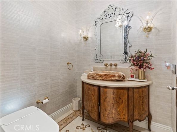 4555 Winnetka Avenue, Woodland Hills (los Angeles) CA 91364
