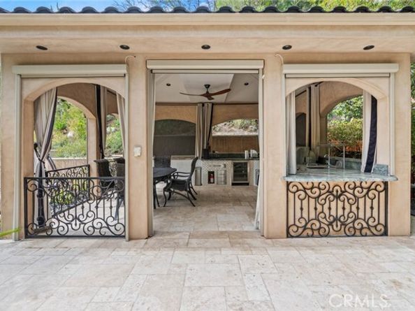 4555 Winnetka Avenue, Woodland Hills (los Angeles) CA 91364