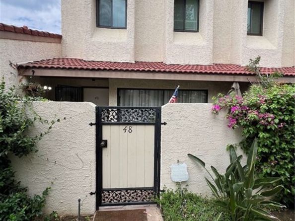 18146 Oxnard Street 48, Tarzana (los Angeles) CA 91356