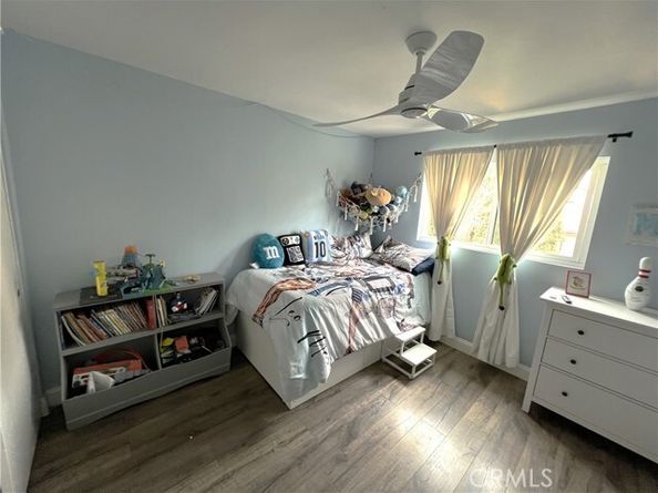 18146 Oxnard Street 48, Tarzana (los Angeles) CA 91356