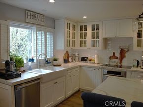 18146 Oxnard Street 48, Tarzana (los Angeles) CA 91356
