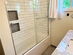 16121 Liggett, North Hills (los Angeles) CA 91343