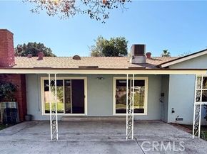 16121 Liggett, North Hills (los Angeles) CA 91343