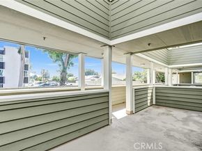 6545 Reseda Boulevard 6, Reseda (los Angeles) CA 91335