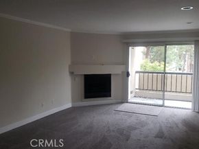 5540 Owensmouth Avenue 216, Woodland Hills (los Angeles) CA 91367