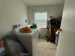 1555 McDonald Avenue, Wilmington (los Angeles) CA 90744