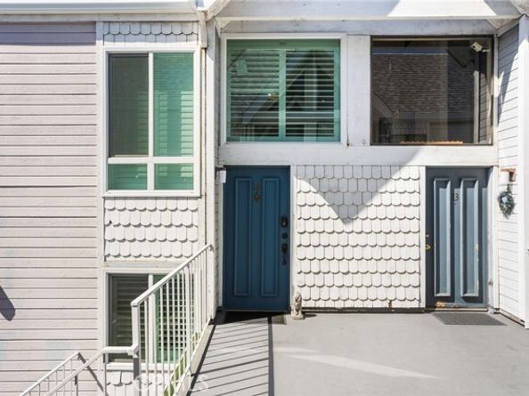 1121 E Wilson 12, Glendale CA 91206