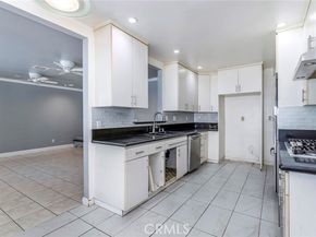 11235 Sunburst Street, Sylmar (los Angeles) CA 91342