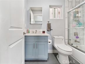 1301 E Pacific Coast, Wilmington (los Angeles) CA 90744