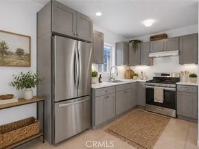 1301 E Pacific Coast, Wilmington (los Angeles) CA 90744