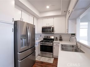 13801 Oxnard st 202, Van Nuys (los Angeles) CA 91401