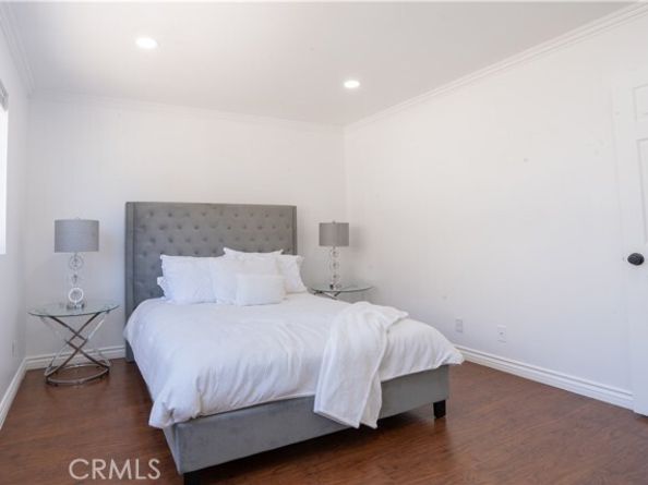 13801 Oxnard st 202, Van Nuys (los Angeles) CA 91401
