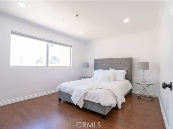 13801 Oxnard st 202, Van Nuys (los Angeles) CA 91401