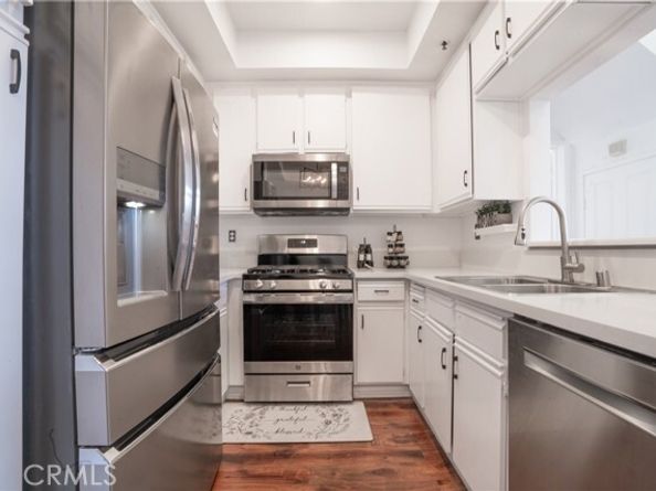 13801 Oxnard st 202, Van Nuys (los Angeles) CA 91401
