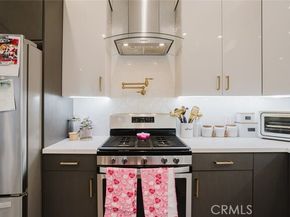 10247 Floralita Avenue, Sunland (los Angeles) CA 91040