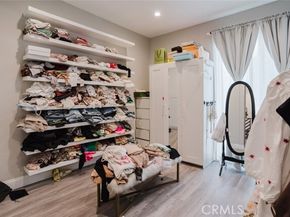 10247 Floralita Avenue, Sunland (los Angeles) CA 91040