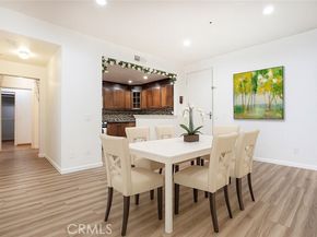 16940 Chatsworth Street 208, Granada Hills (los Angeles) CA 91344