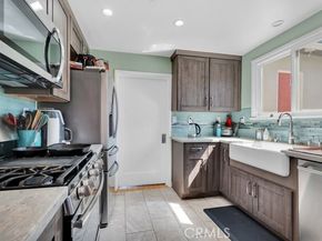 10549 Mcclemont Avenue, Tujunga (los Angeles) CA 91042