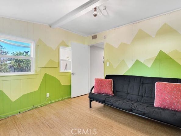 10549 Mcclemont Avenue, Tujunga (los Angeles) CA 91042