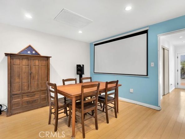 10549 Mcclemont Avenue, Tujunga (los Angeles) CA 91042