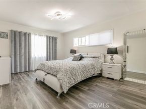 15409 Wyandotte Street, Van Nuys (los Angeles) CA 91406